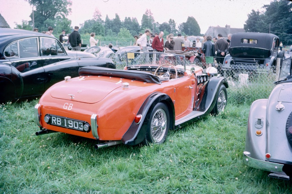 14. Apr-Aug 1964 – Solen, HCVS Run, Sundridge,&nbsp;Orpington